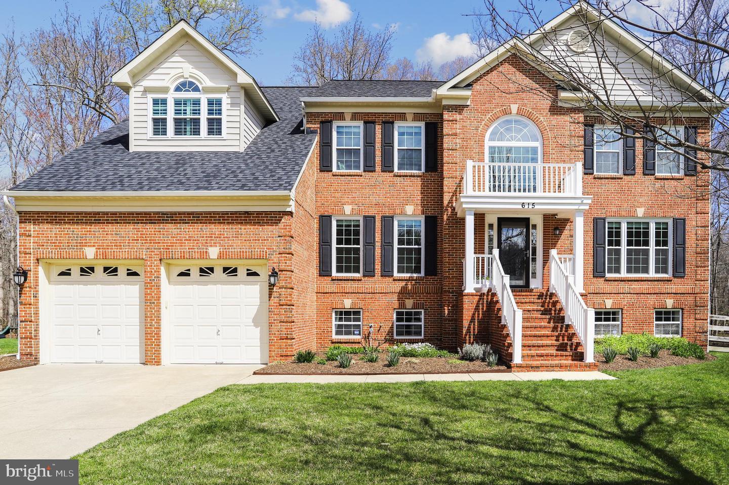 615 LAVENDER COURT