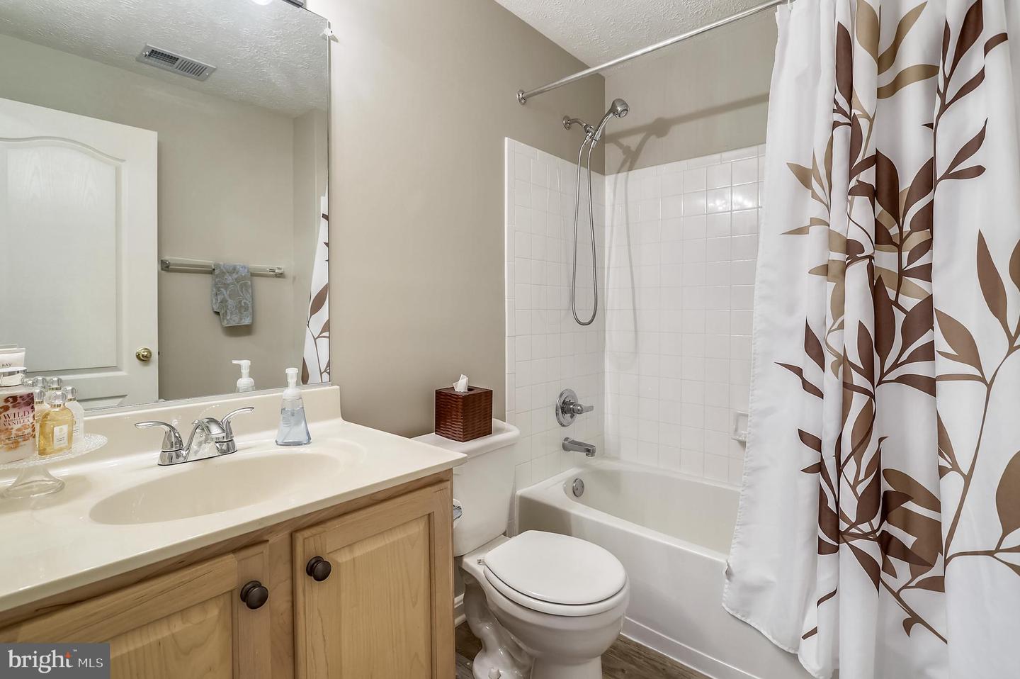 615 LAVENDER COURT