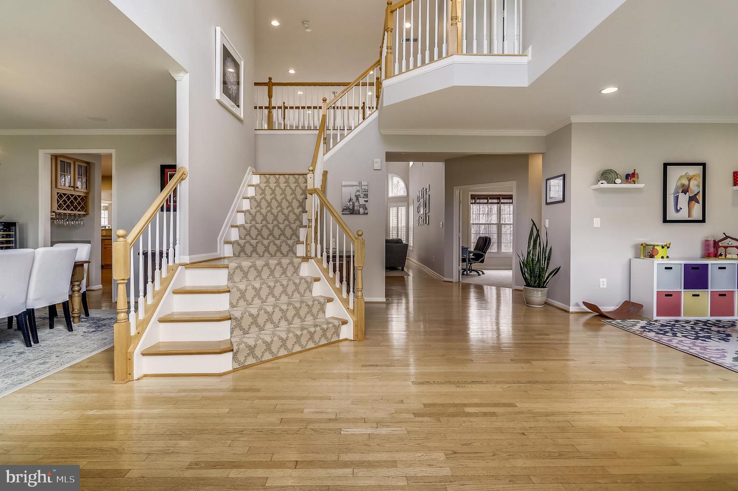 615 LAVENDER COURT
