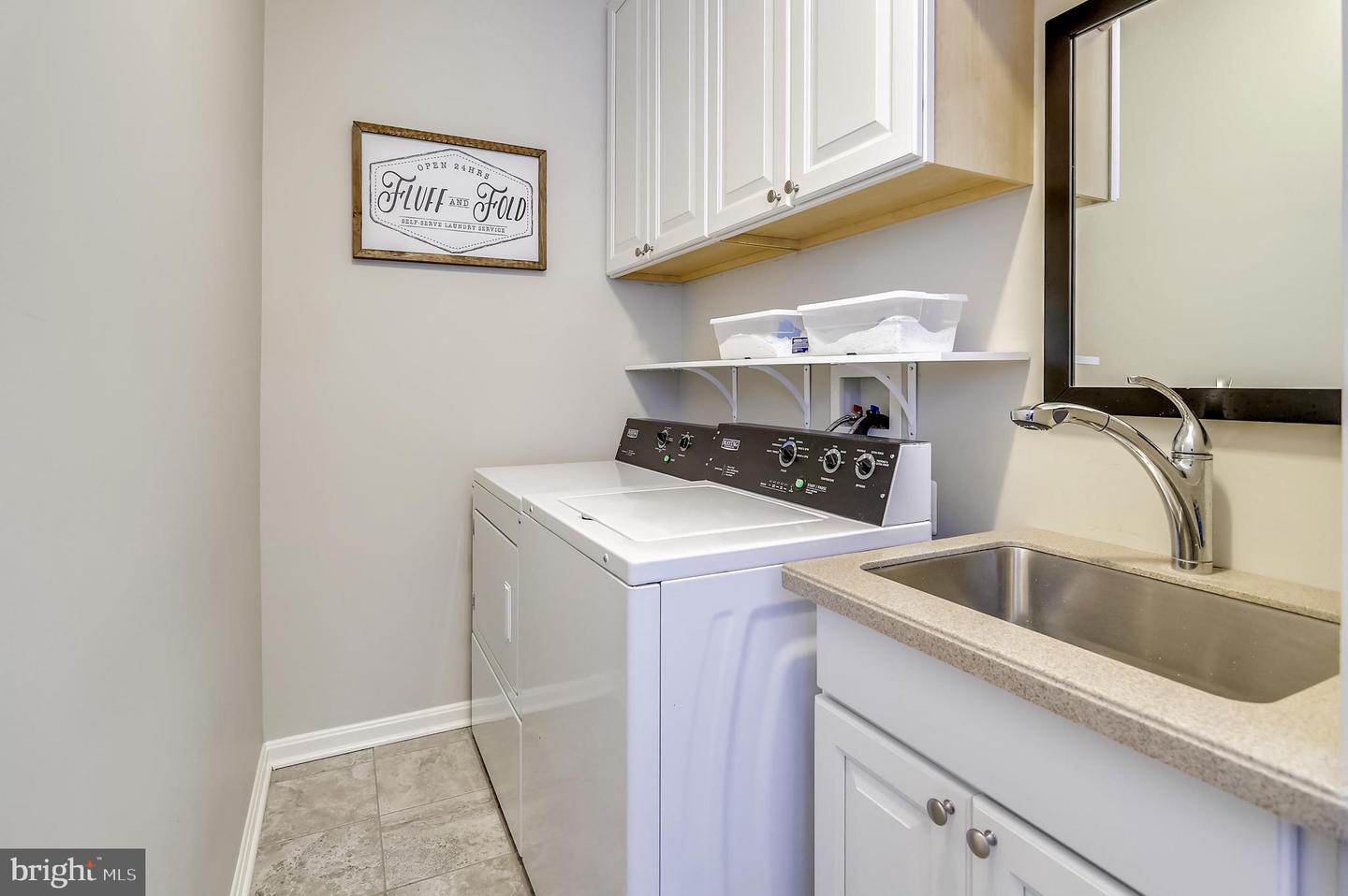 615 LAVENDER COURT