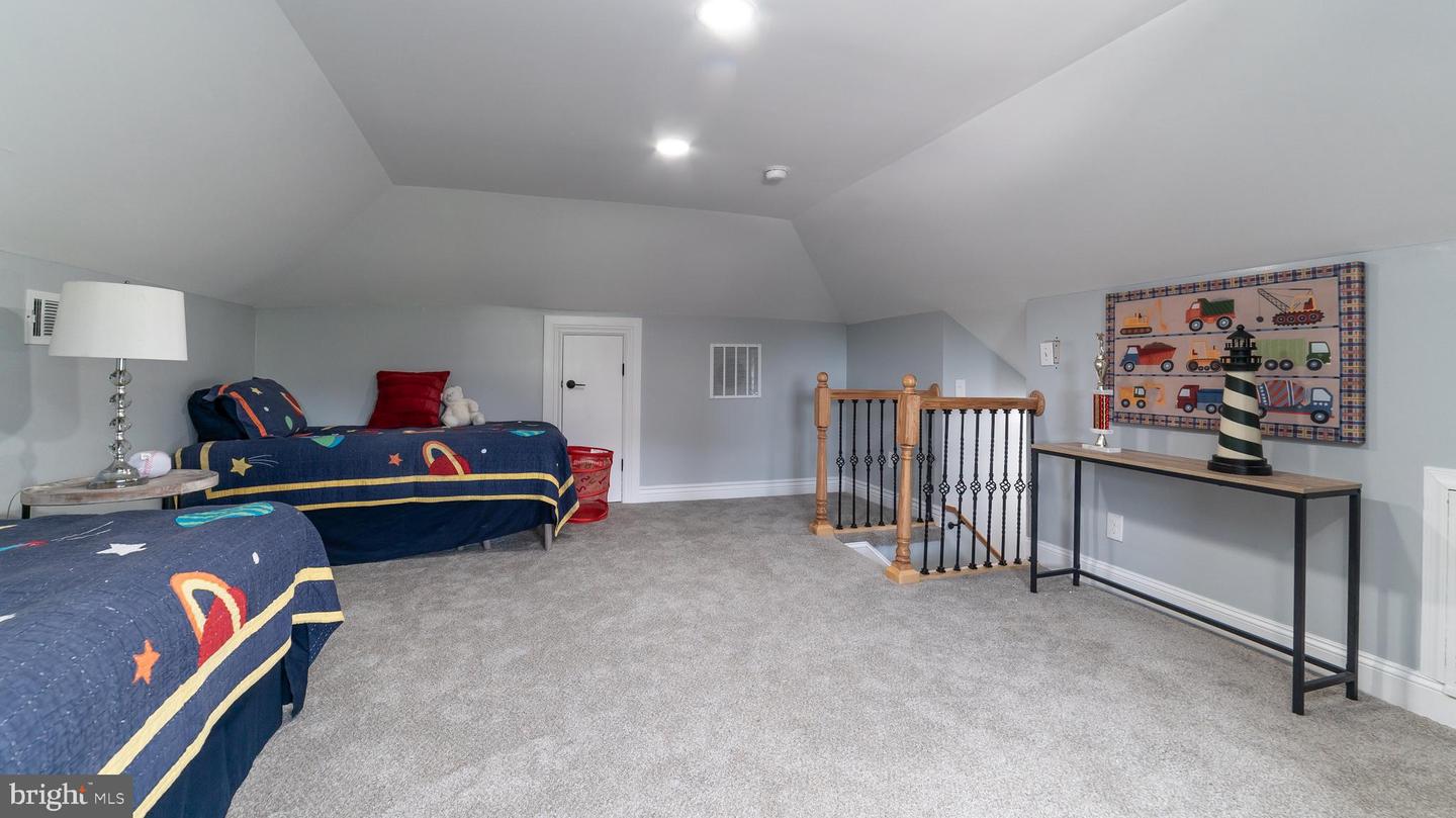 3404 EDGEWOOD ROAD