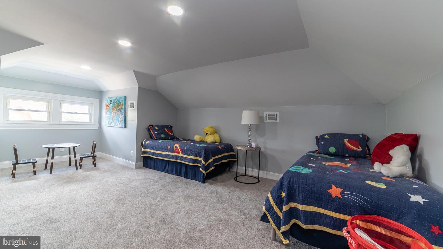 3404 EDGEWOOD ROAD