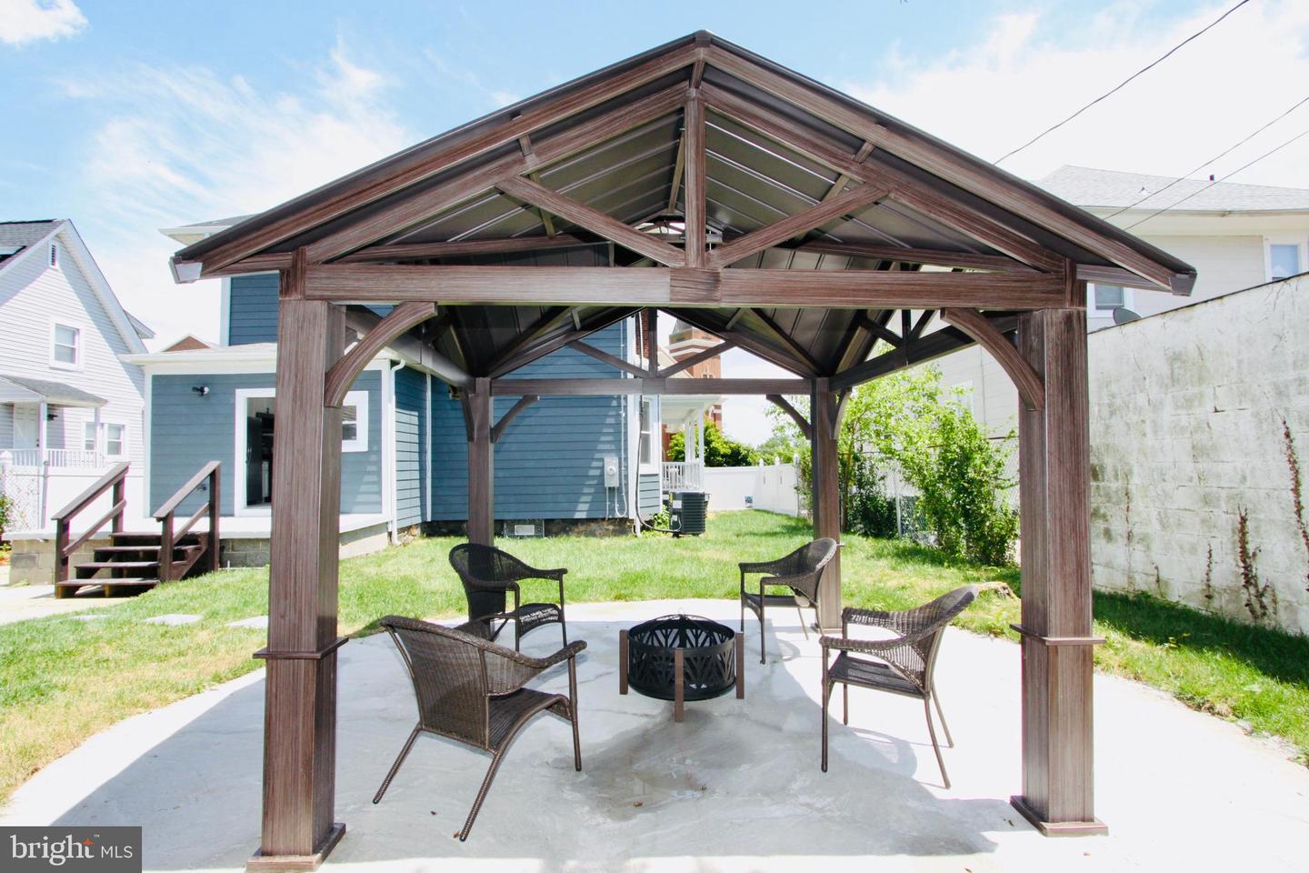 3404 EDGEWOOD ROAD
