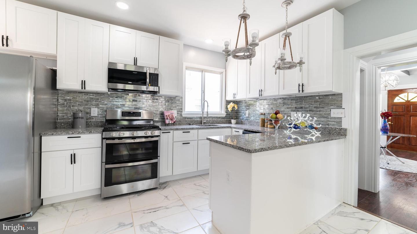 3404 EDGEWOOD ROAD