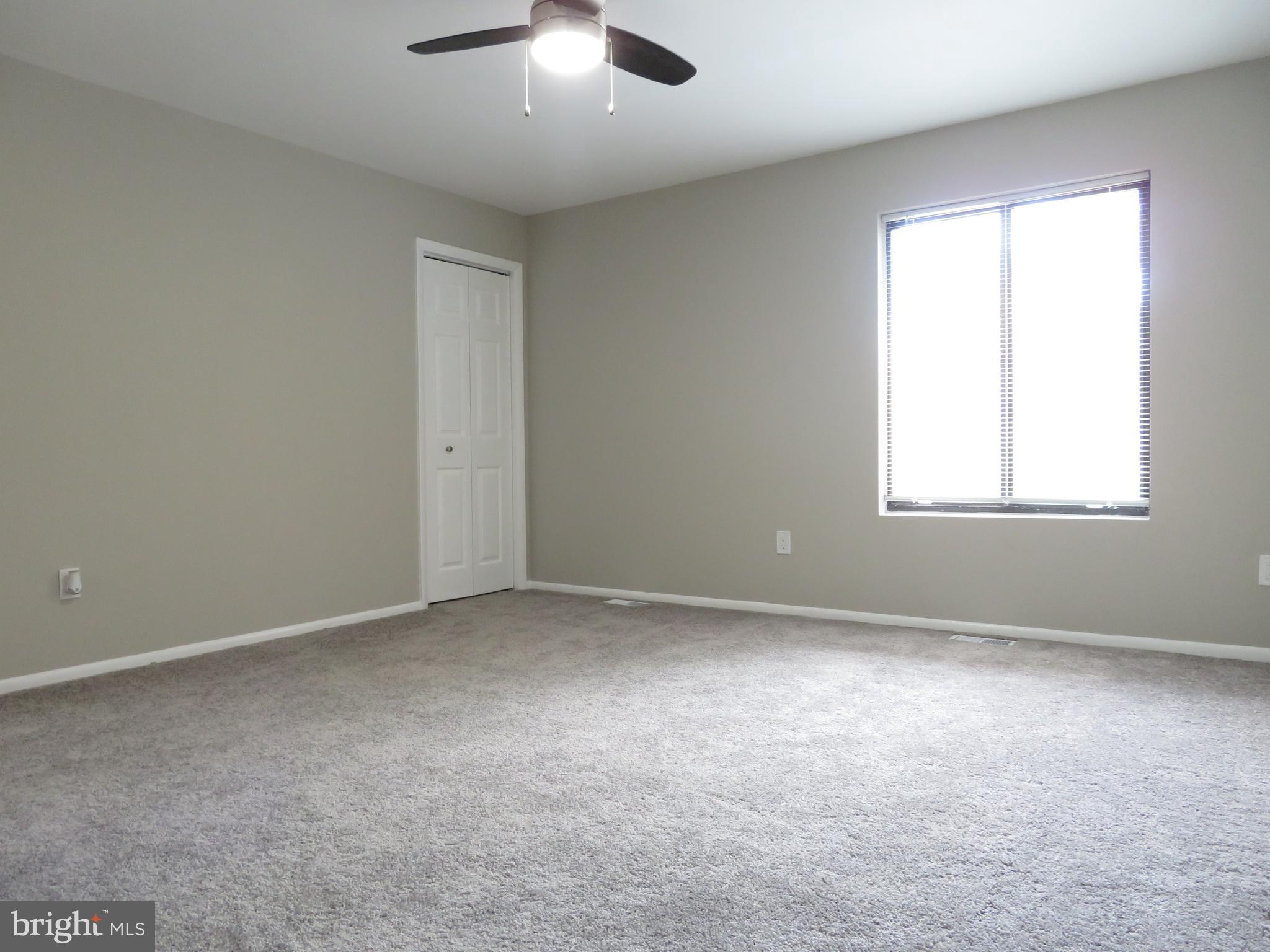 6 GLYNDALE CT