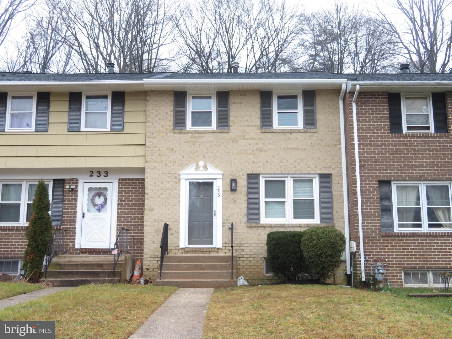 235 CEDARMERE CIRCLE