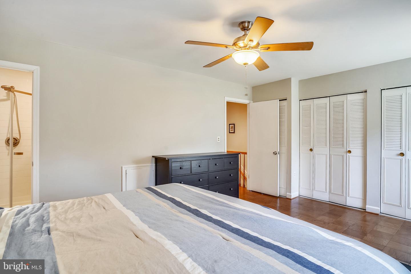 692 AZALEA DRIVE