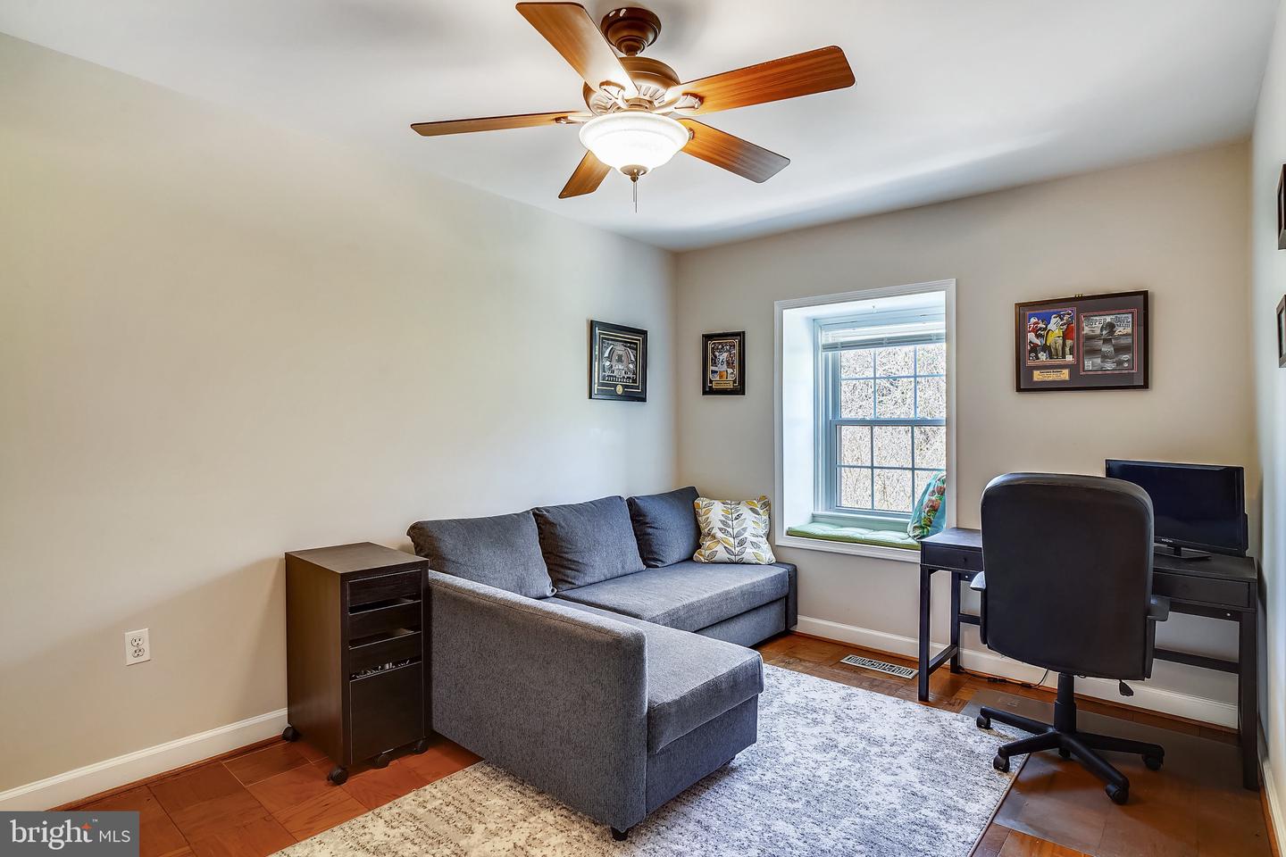 692 AZALEA DRIVE
