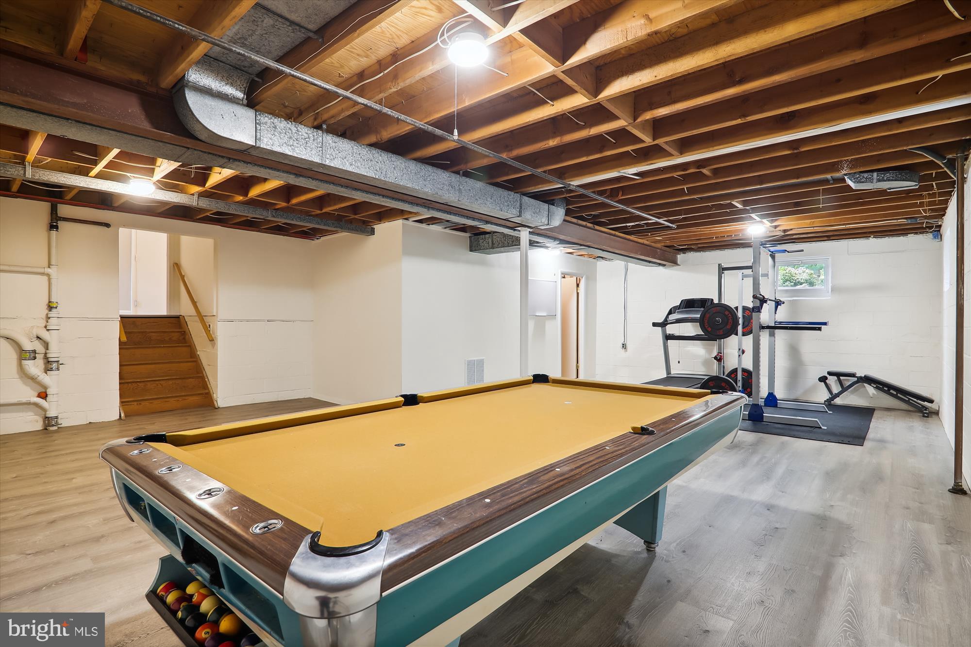 1609 CRESTLINE ROAD