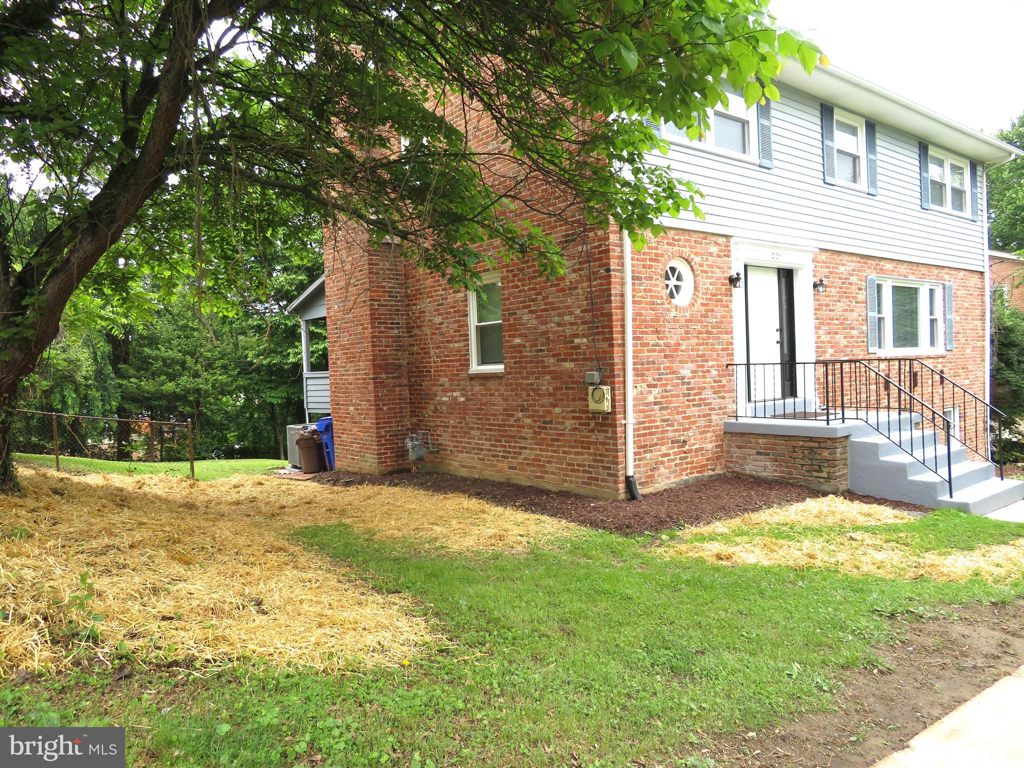 1220 Kathryn Rd