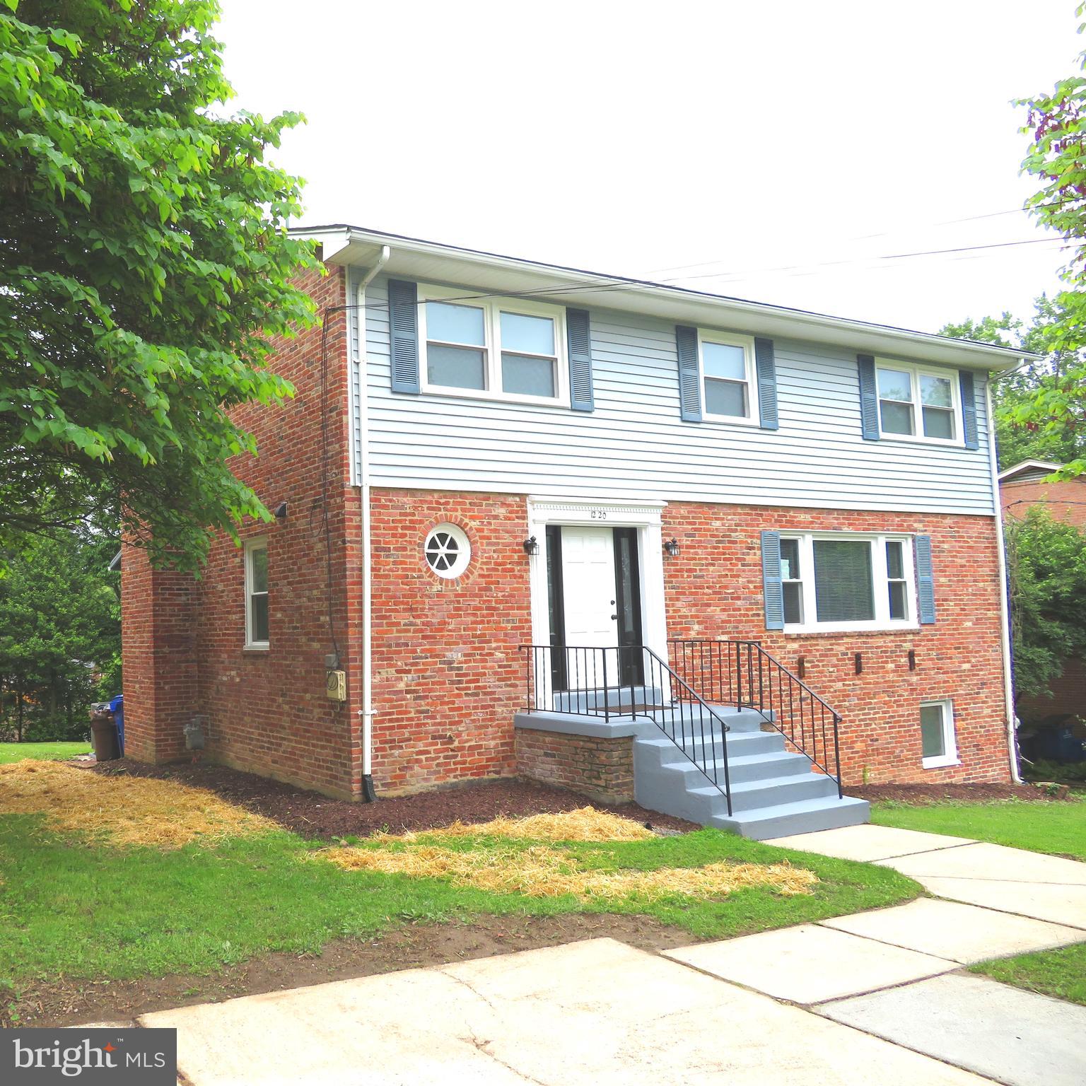 1220 Kathryn Rd