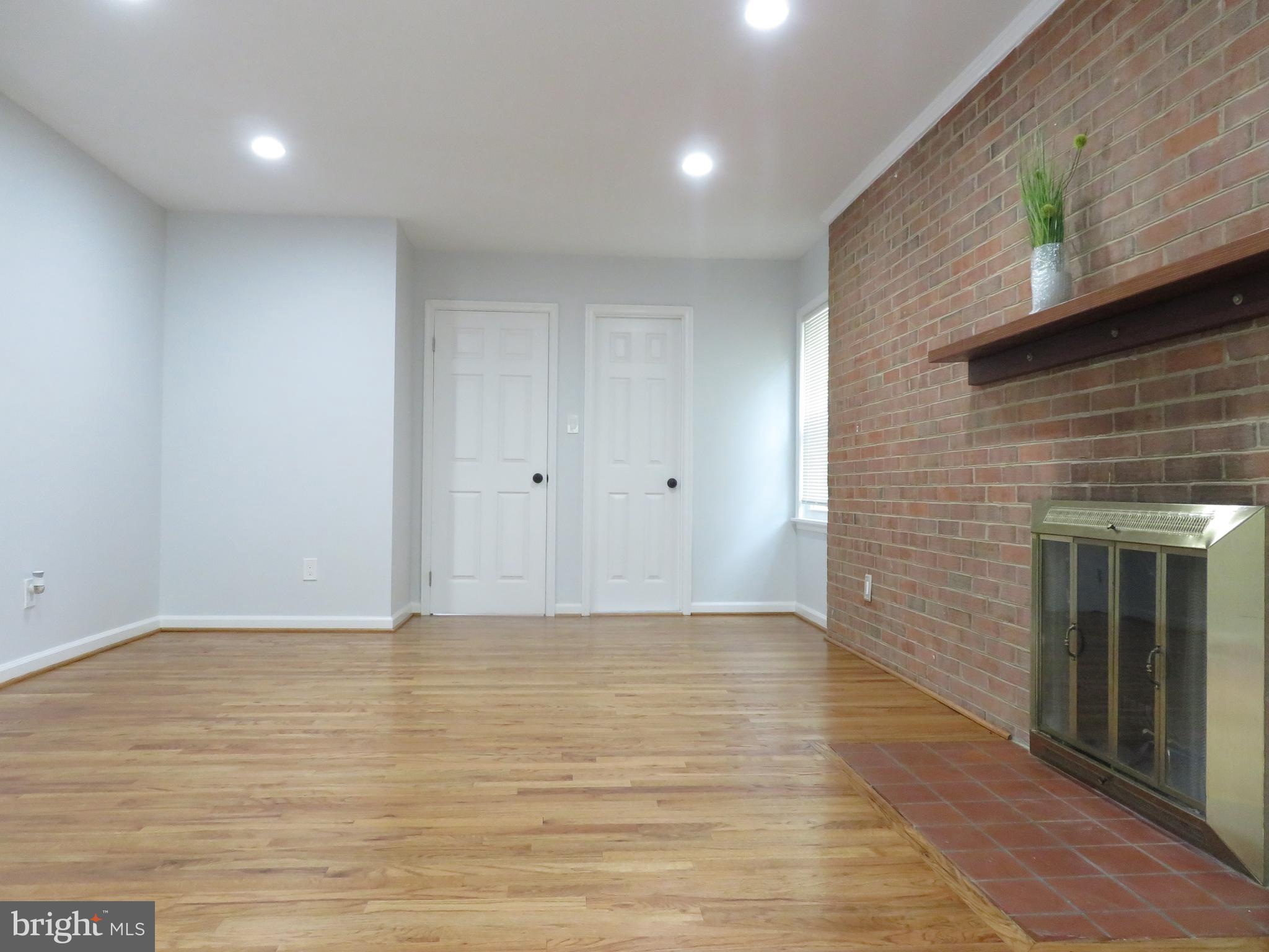 1220 Kathryn Rd