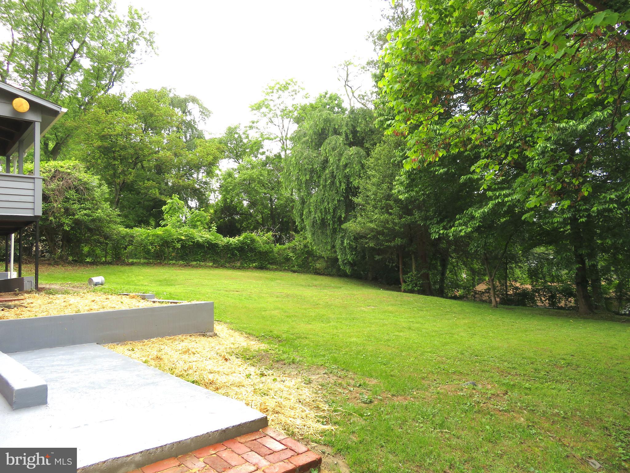 1220 Kathryn Rd