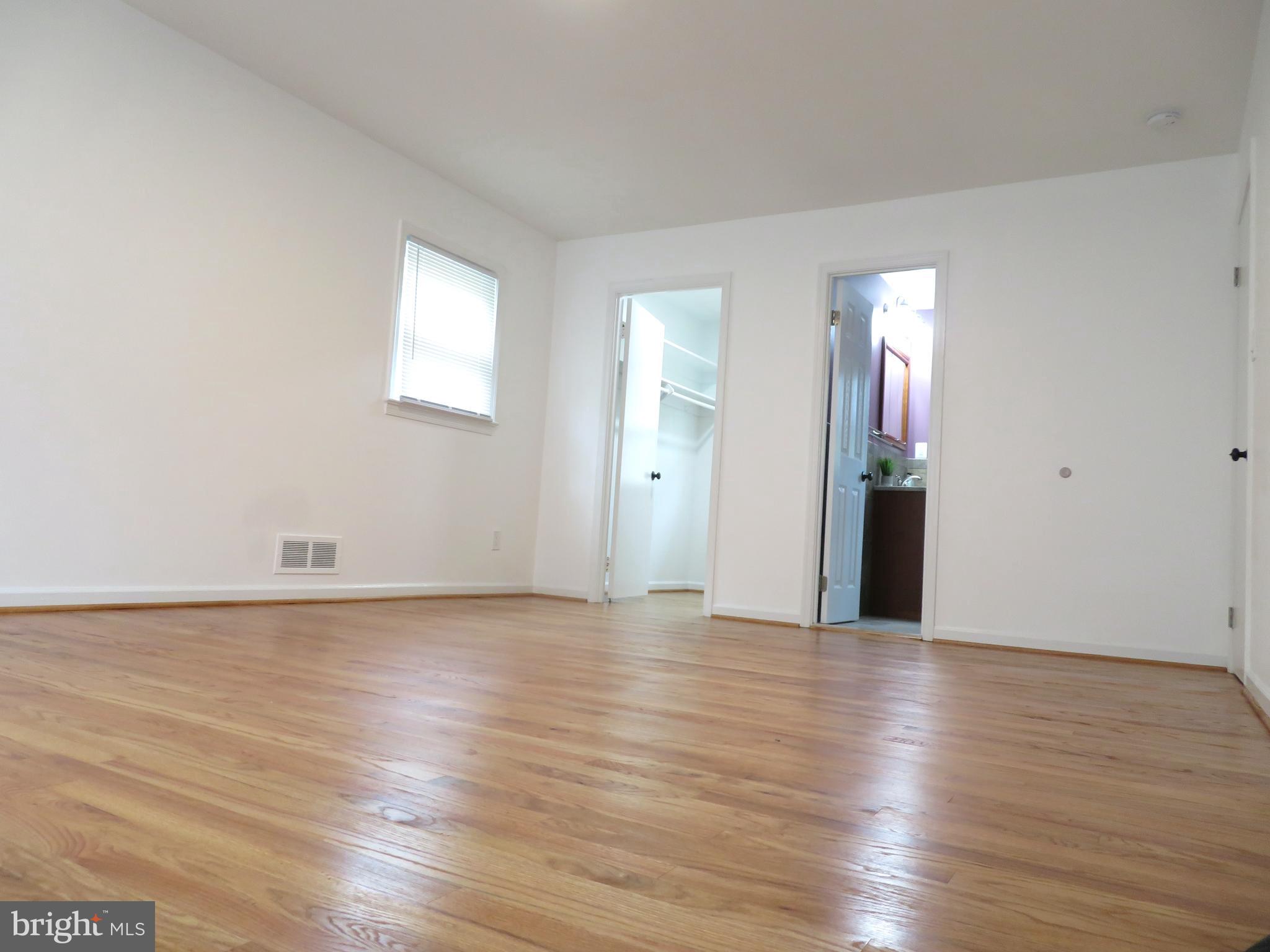 1220 Kathryn Rd