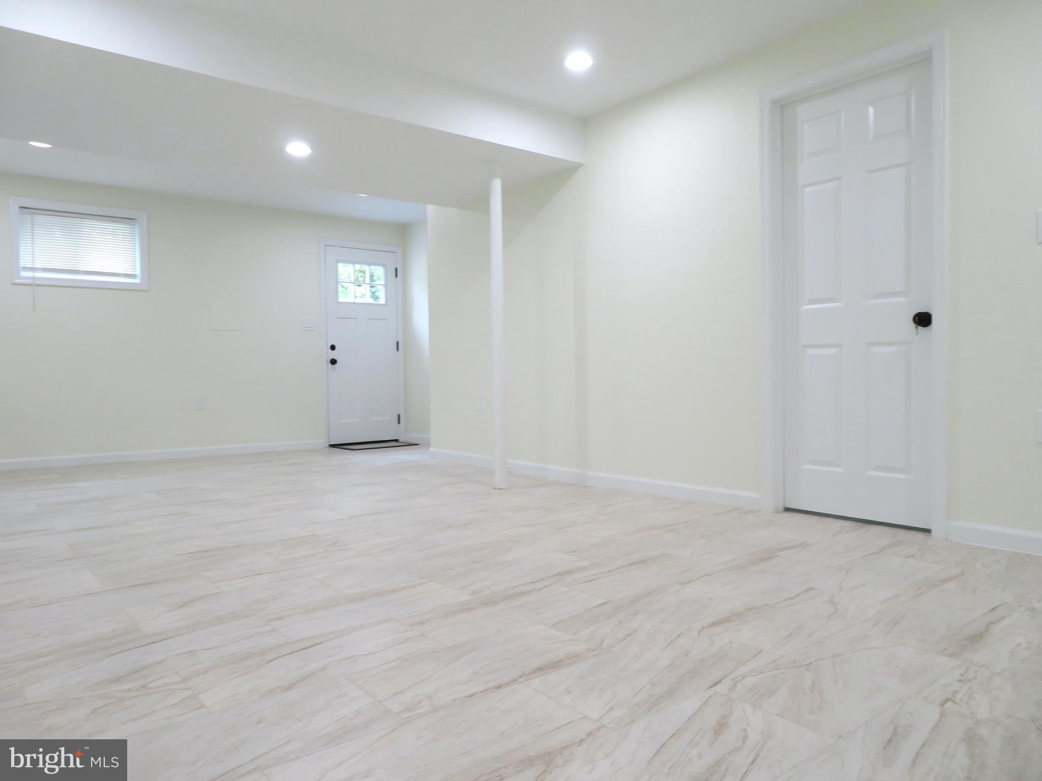 1220 Kathryn Rd