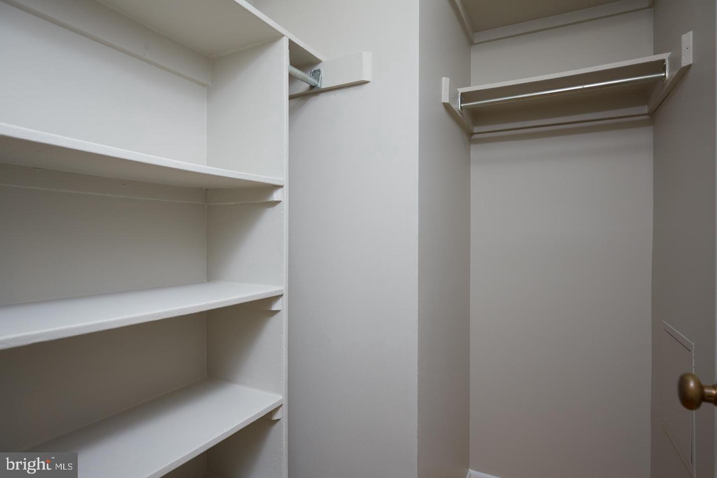 4601 PARK AVE N #1404 D