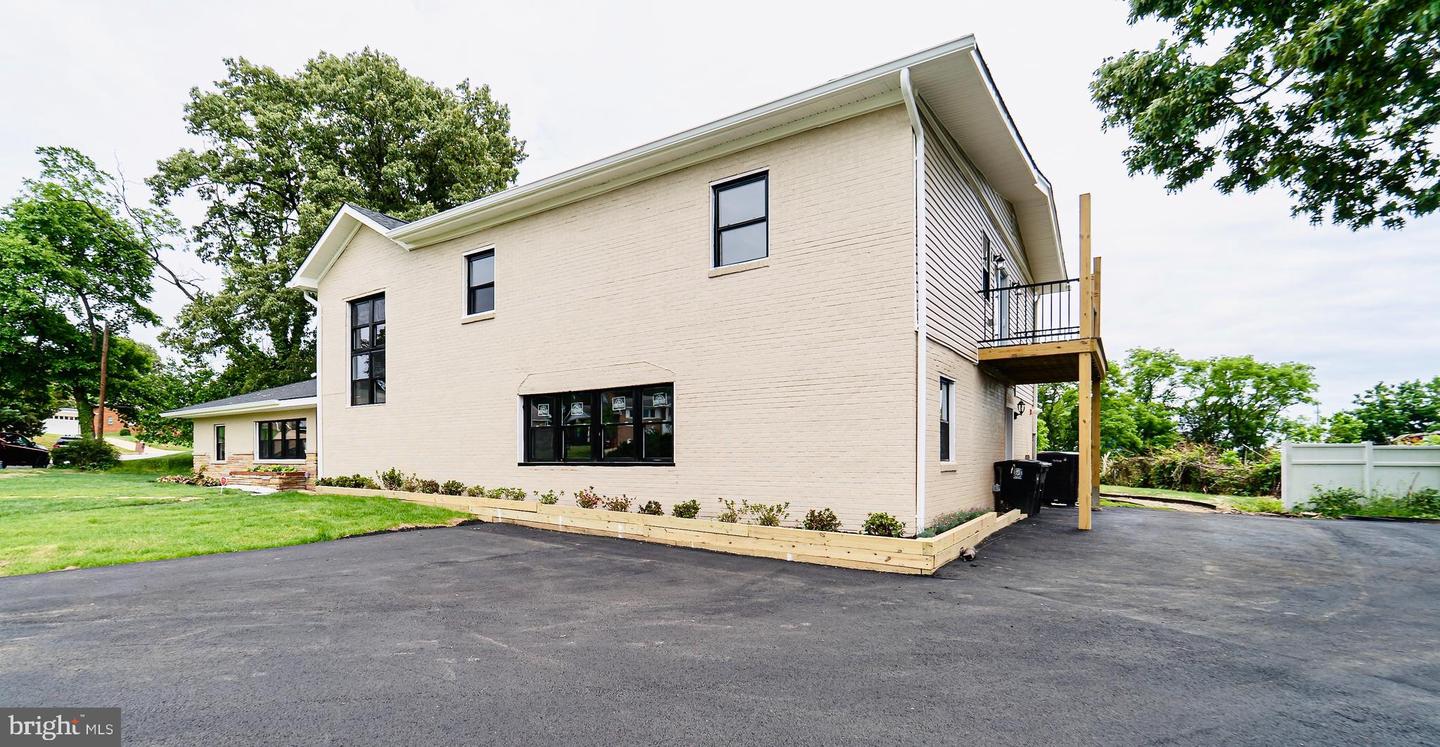 4101 HOLLY TREE ROAD