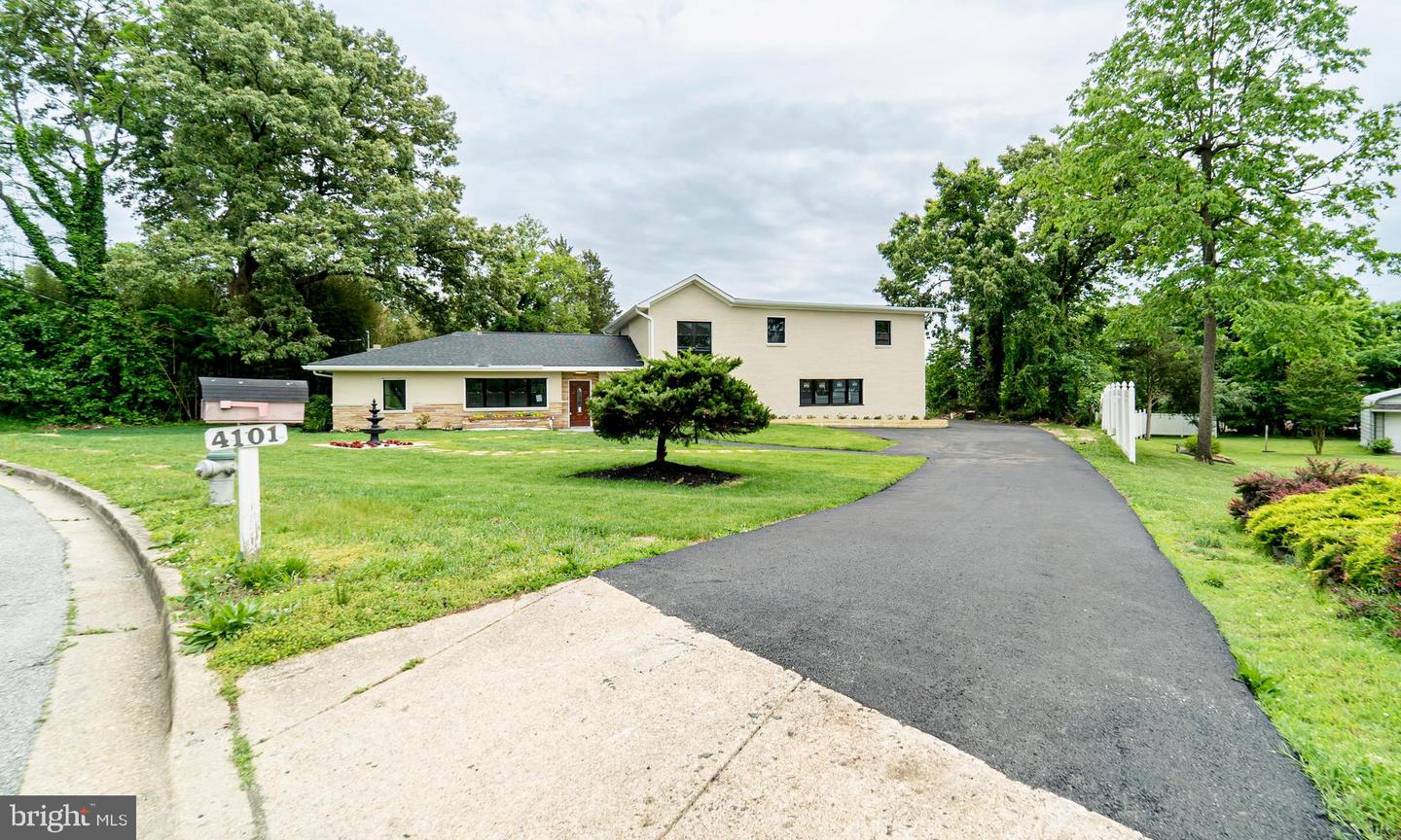 4101 HOLLY TREE ROAD