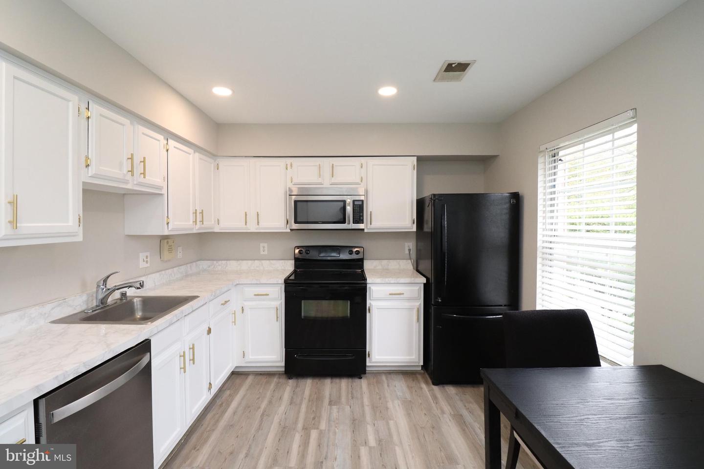14307 OXFORD DRIVE