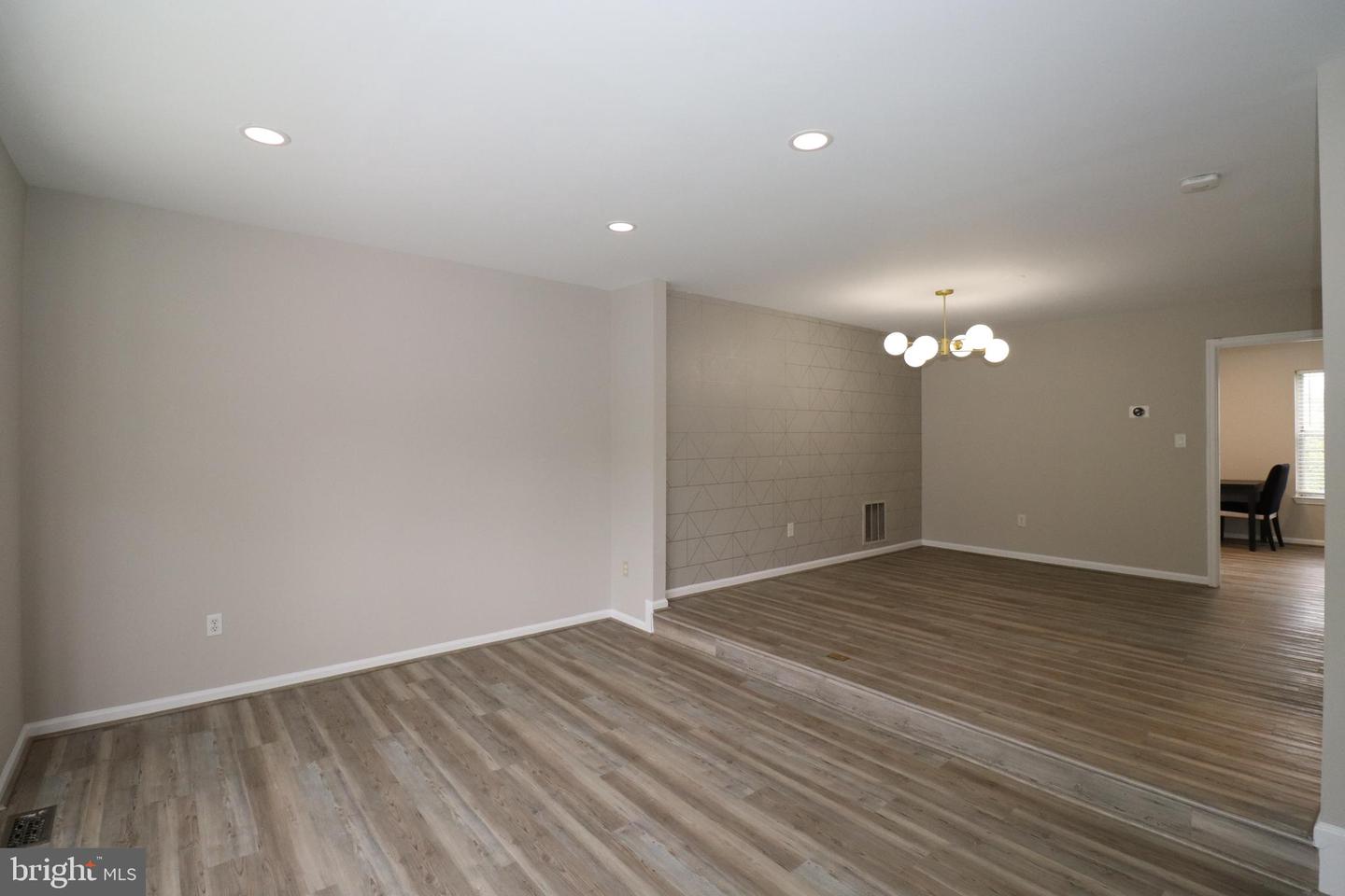 14307 OXFORD DRIVE