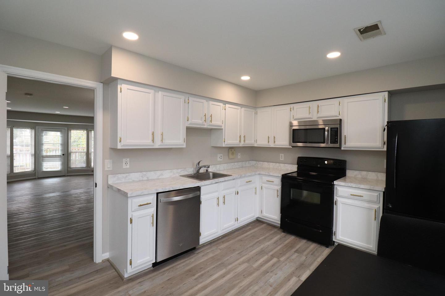 14307 OXFORD DRIVE