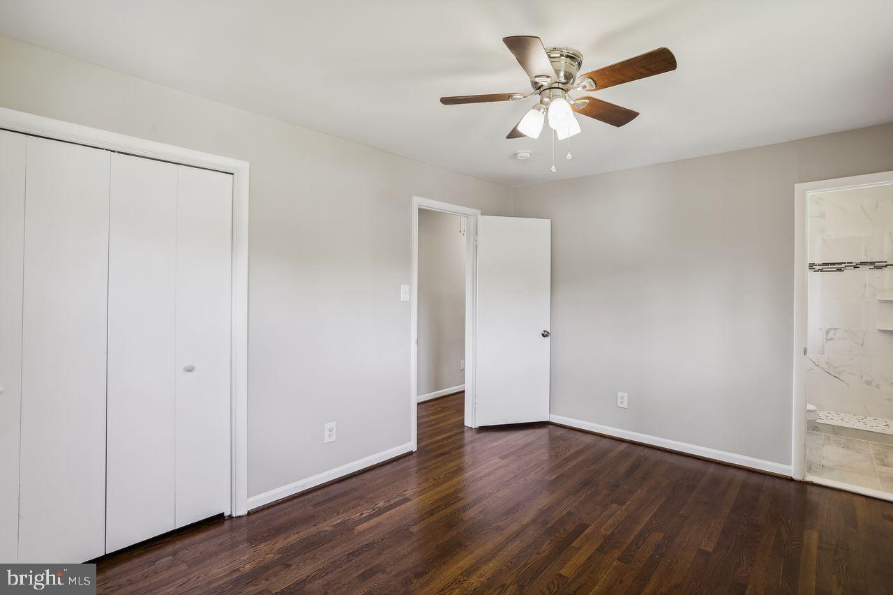 2116 GLENDORA DRIVE