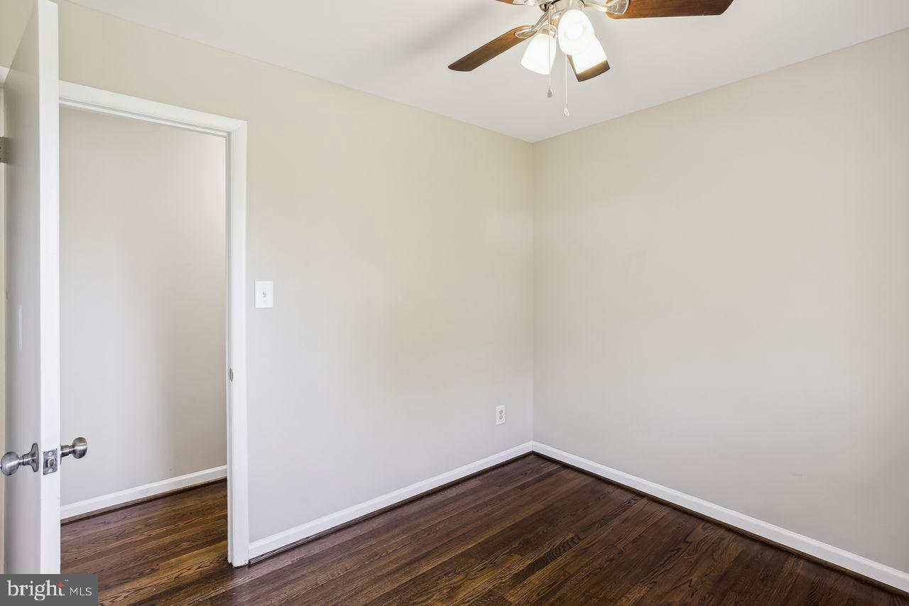 2116 GLENDORA DRIVE