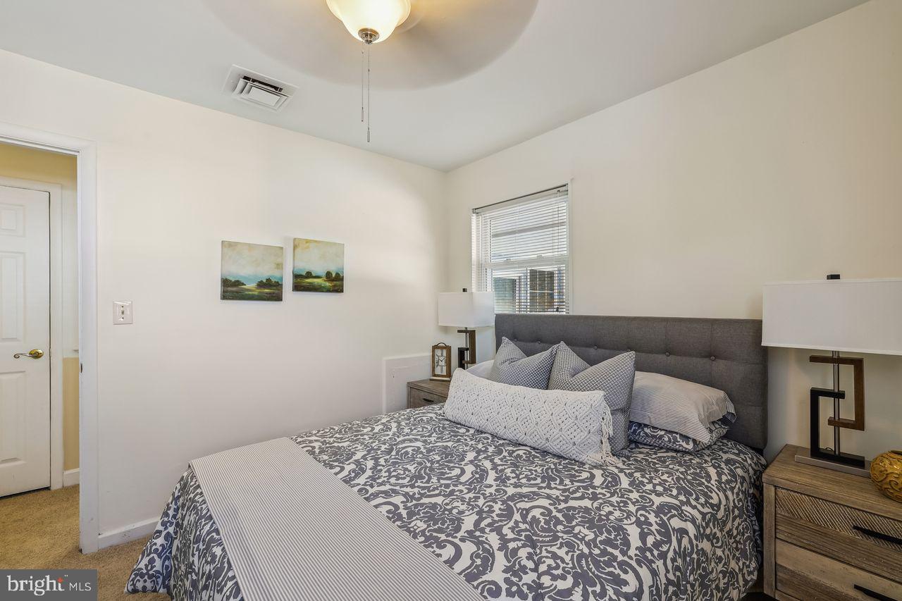 6417 COUNTRY CLUB COURT