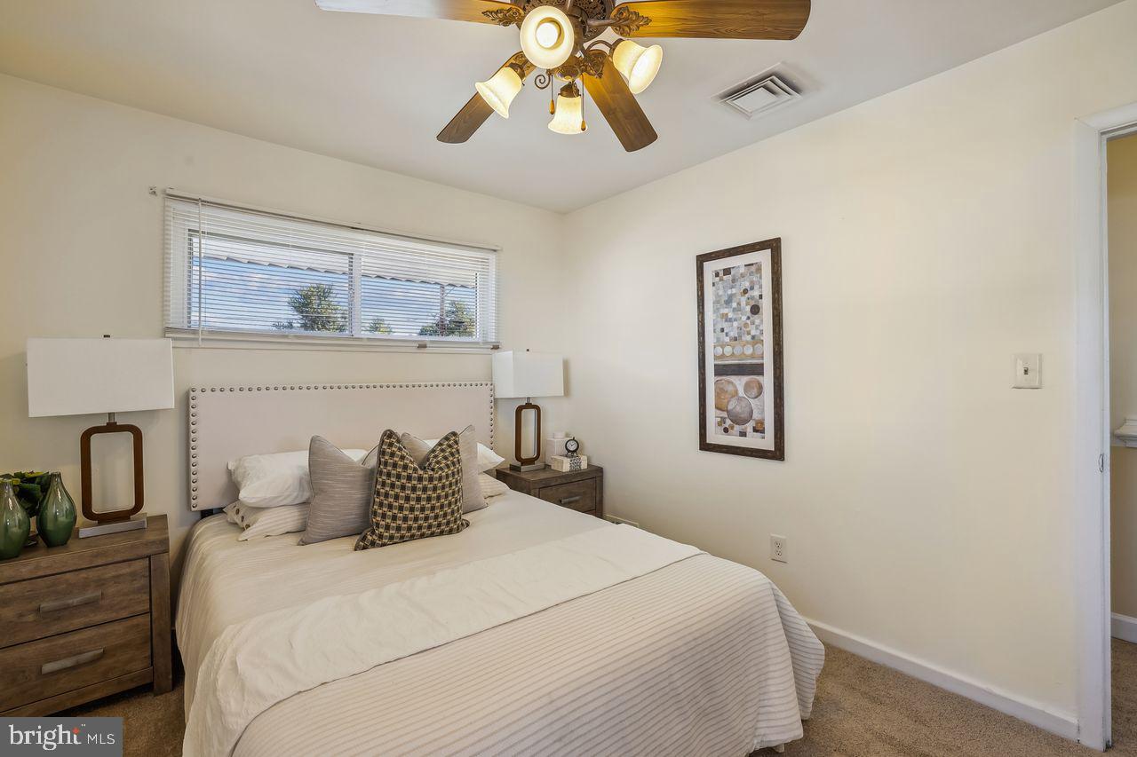 6417 COUNTRY CLUB COURT