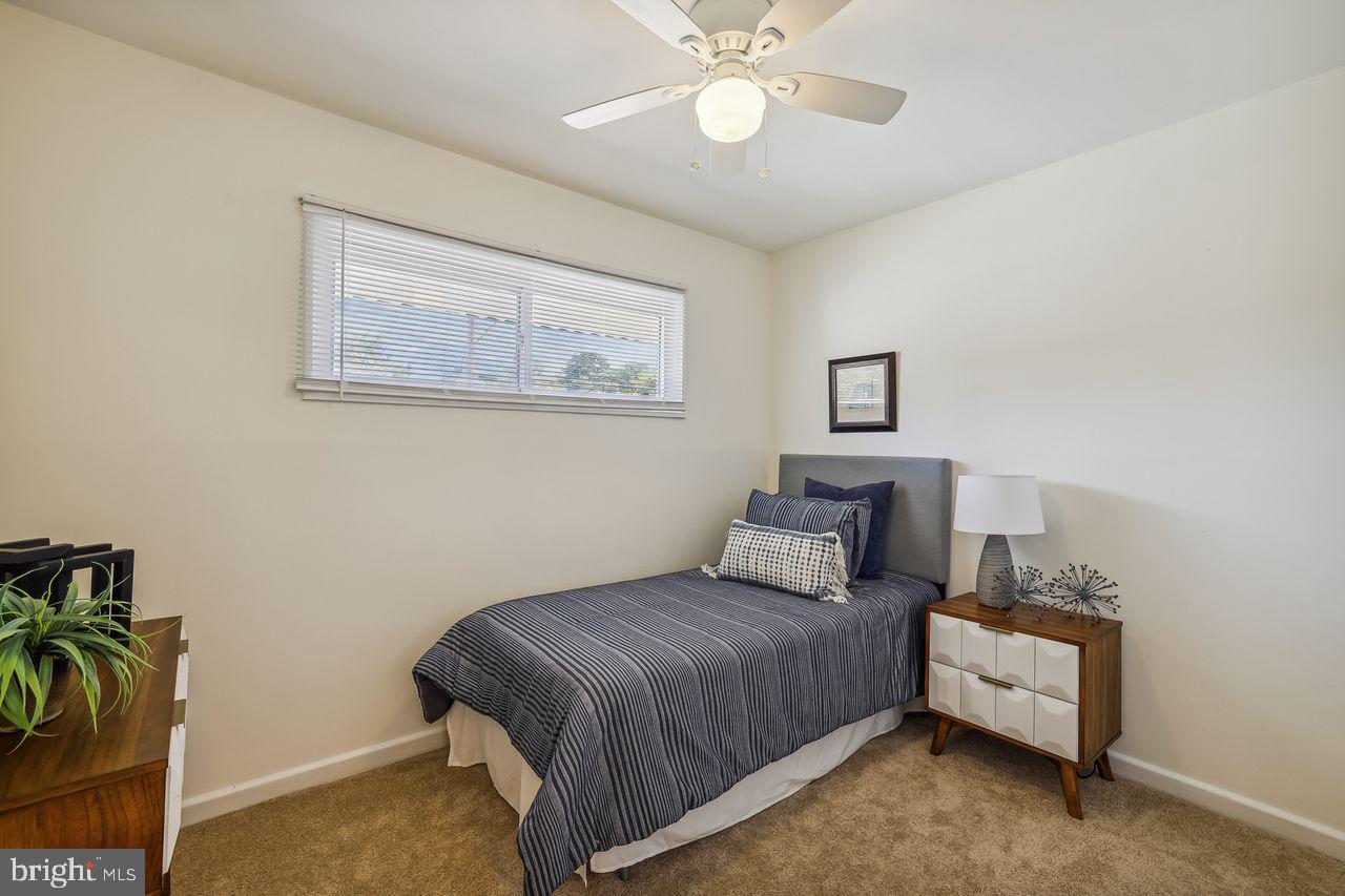 6417 COUNTRY CLUB COURT