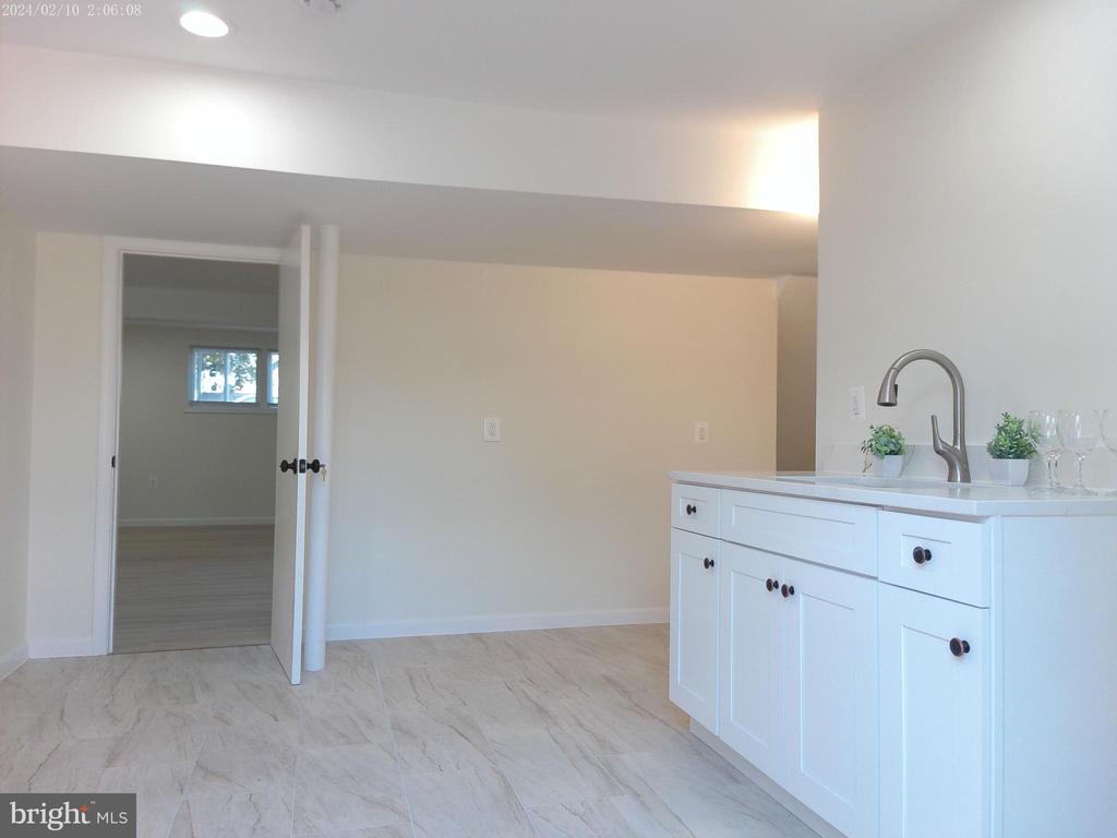 5106 Armand Ave