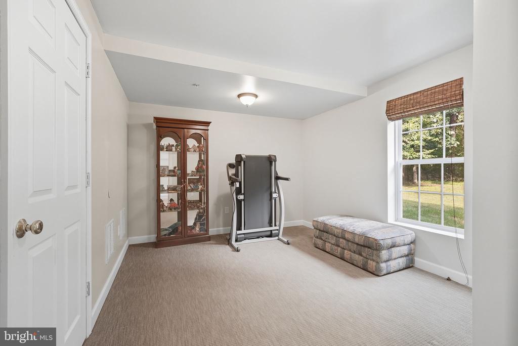 2605 SOMERTON COURT