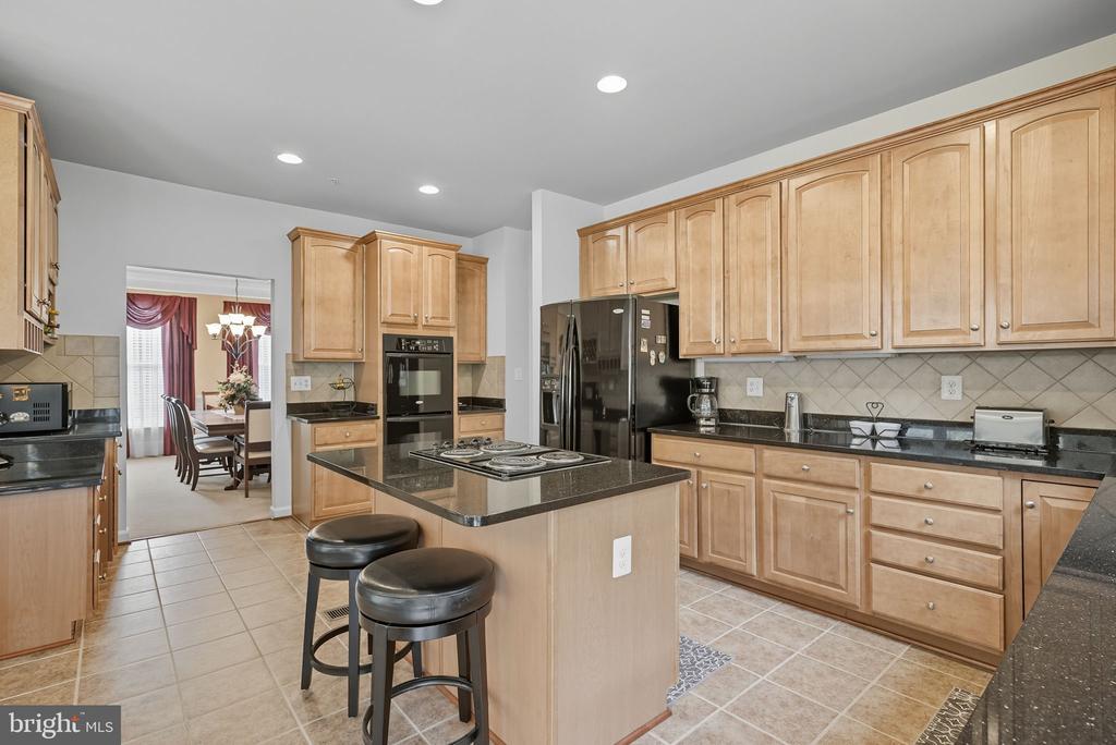 2605 SOMERTON COURT