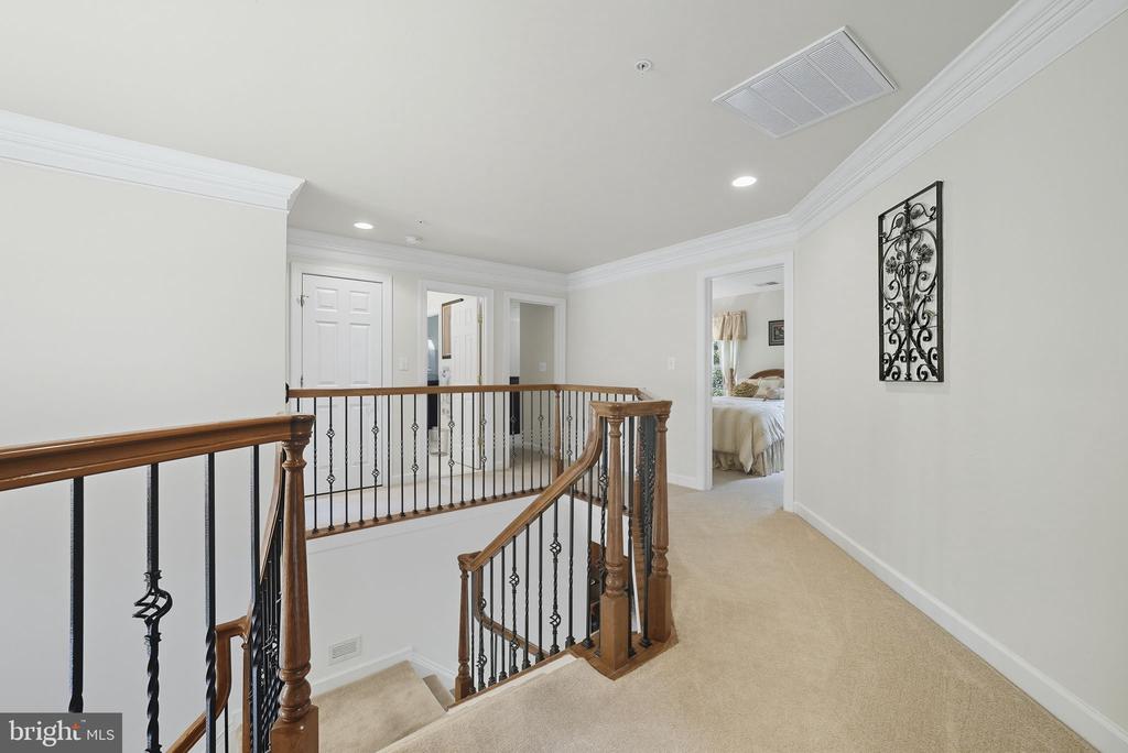 2605 SOMERTON COURT