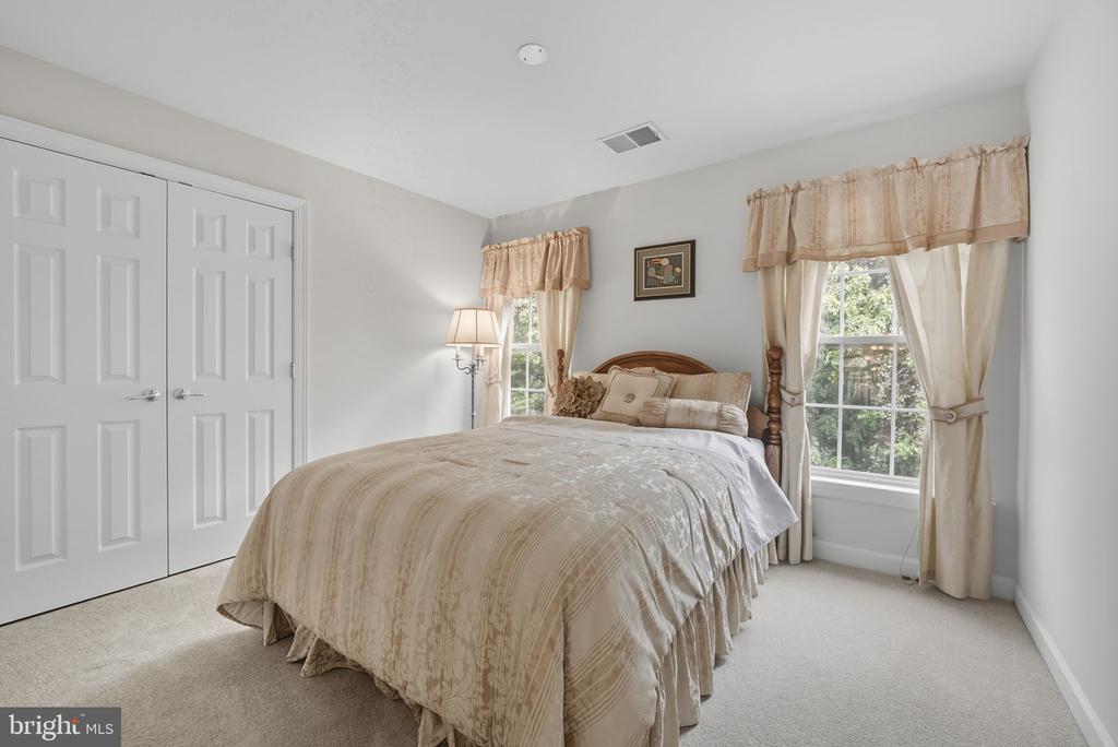 2605 SOMERTON COURT