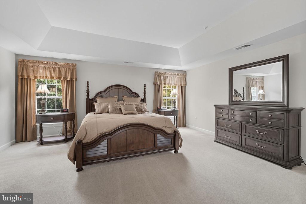 2605 SOMERTON COURT