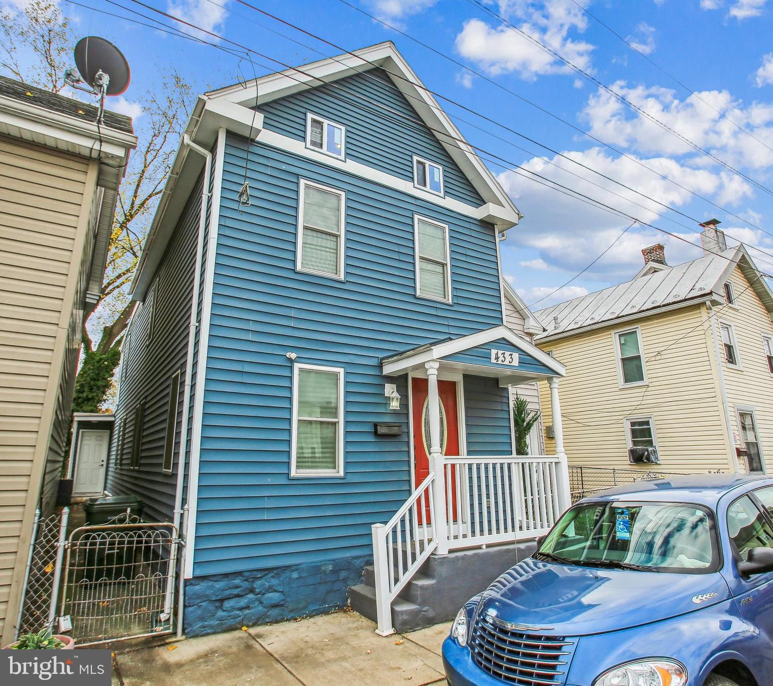 433 W Church St