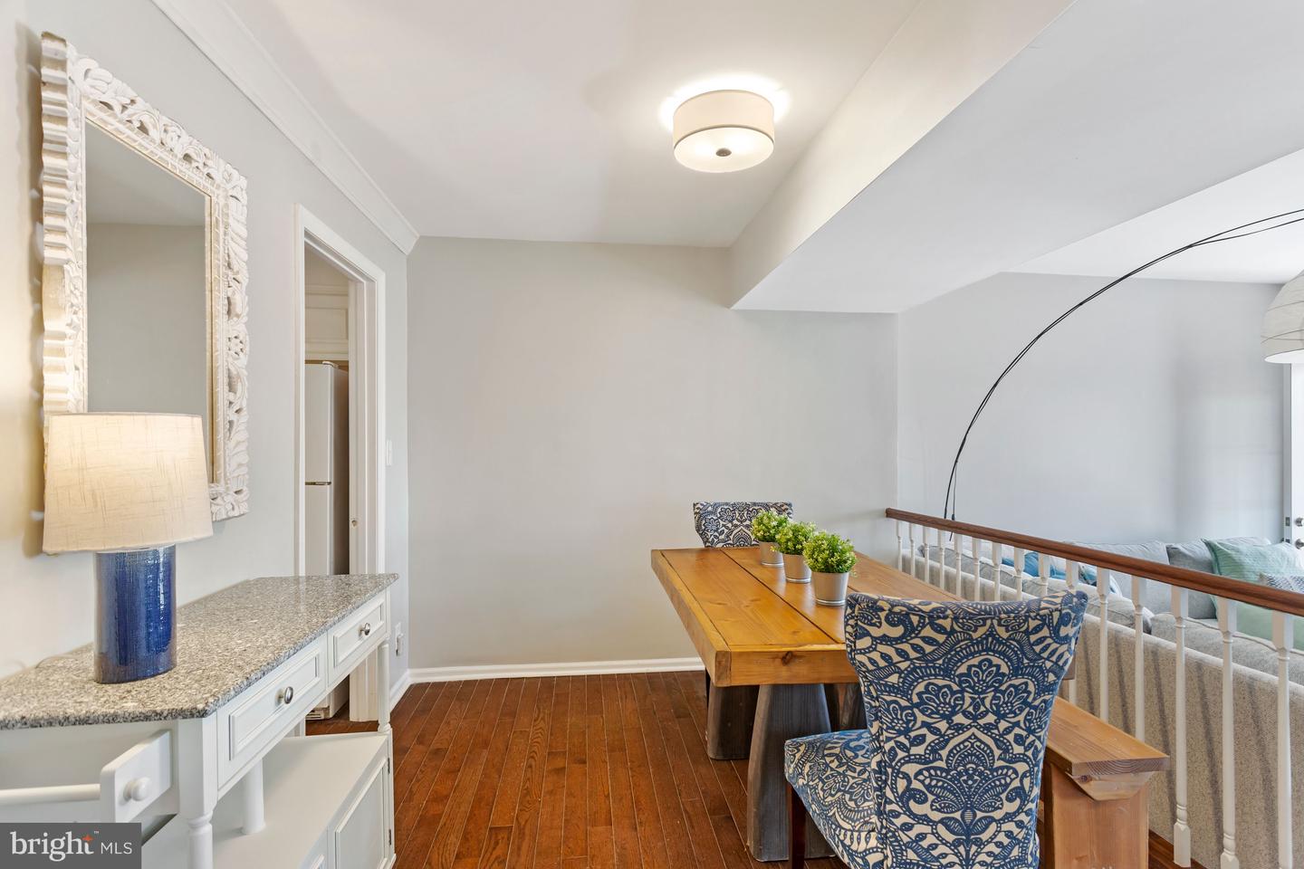 2919 S WOODSTOCK ST Unit: 2