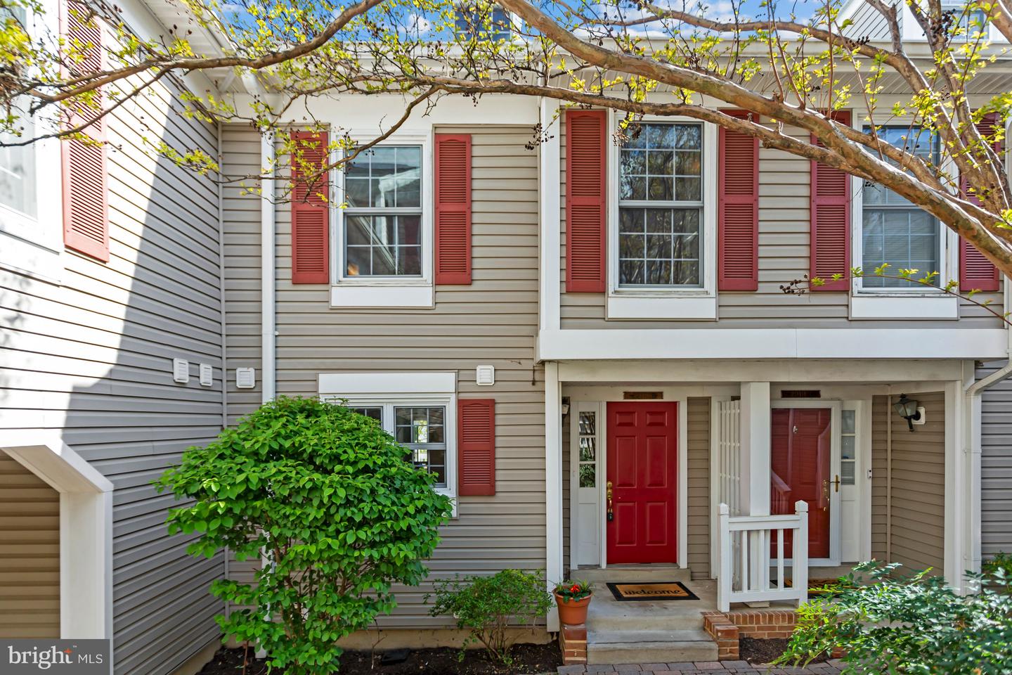 2919 S WOODSTOCK ST Unit: 2