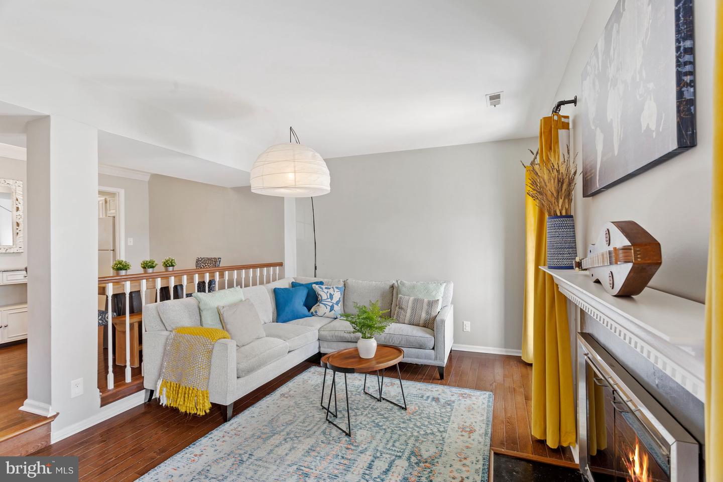 2919 S WOODSTOCK ST Unit: 2