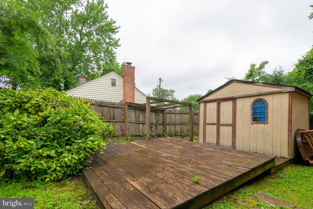 5151 19th Rd N