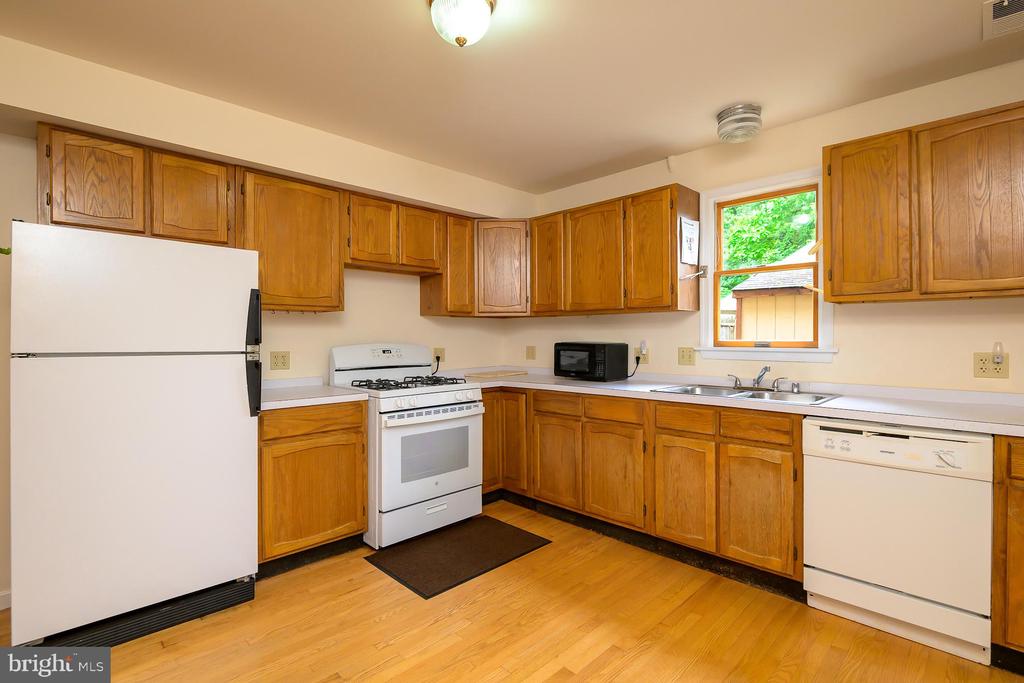 5151 19th Rd N