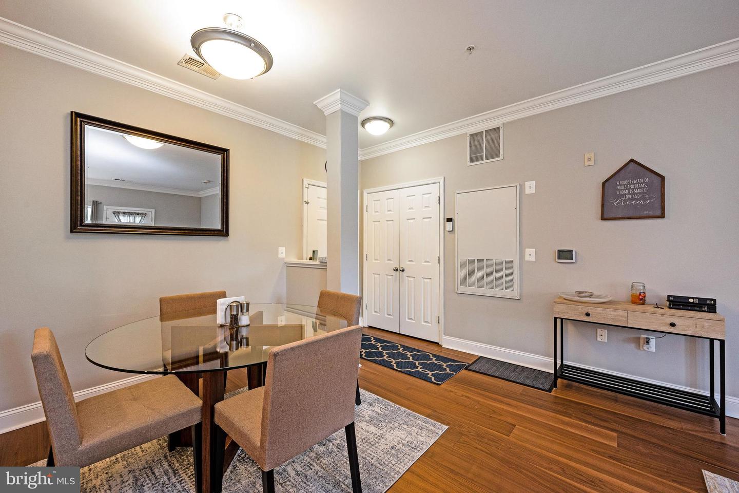 4860 EISENHOWER AVENUE Unit: 392