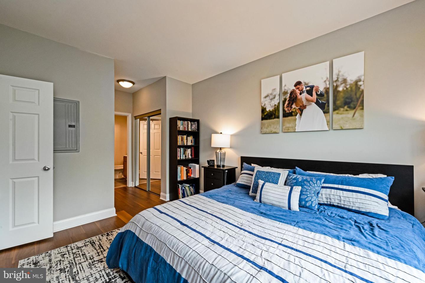 4860 EISENHOWER AVENUE Unit: 392