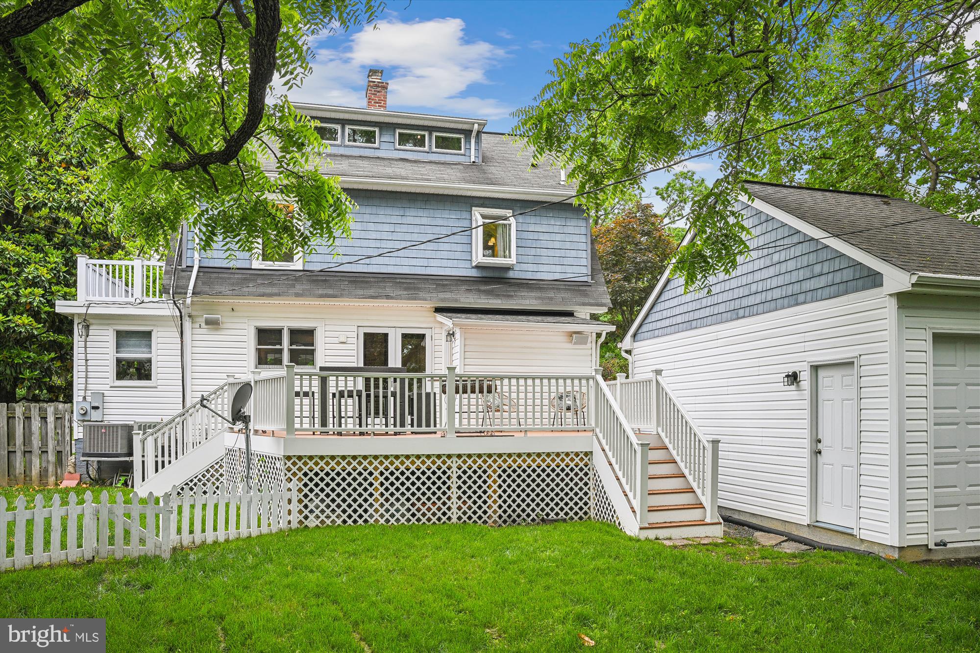 2101 Commonwealth Ave
