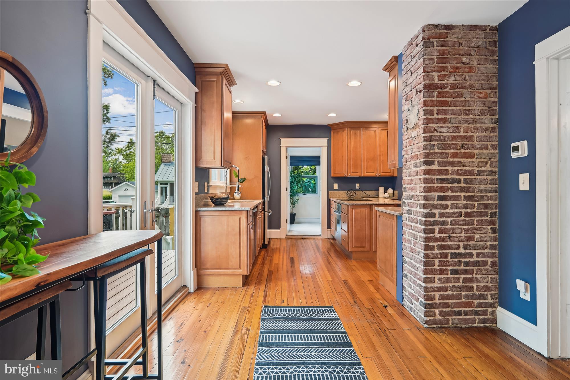 2101 Commonwealth Ave