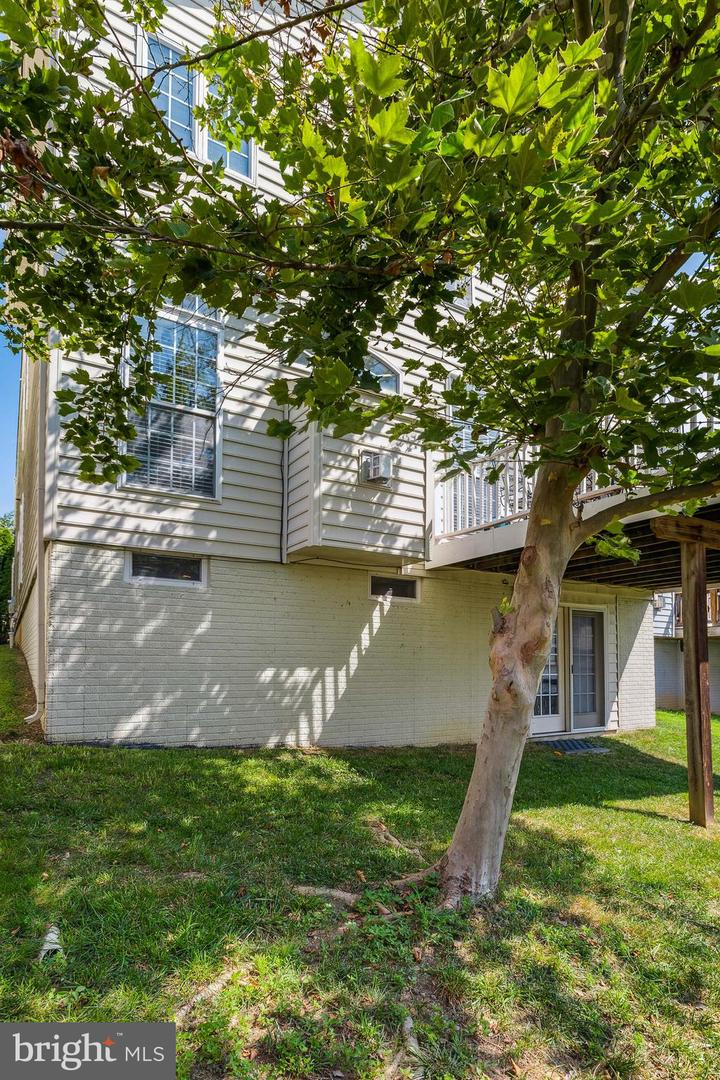 8511 BARROW FURNACE LANE