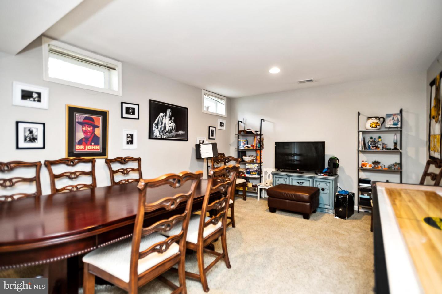 8511 BARROW FURNACE LANE