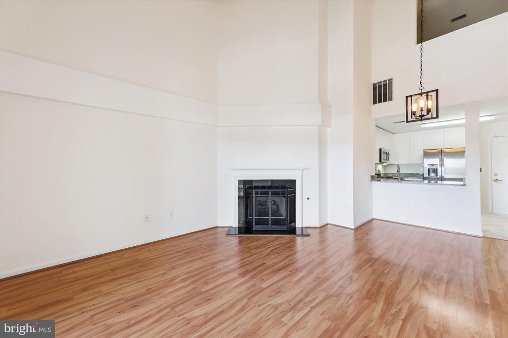 2700 Bellforest Ct #410