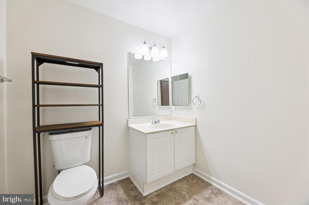 2700 Bellforest Ct #410